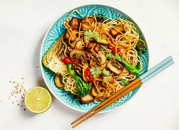Asian Noodles with Tofu and Vegetables